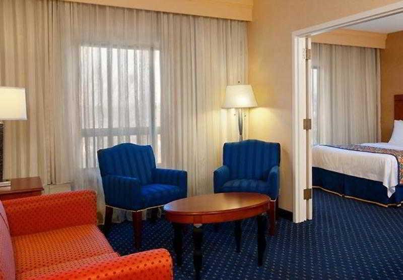 Comfort Inn & Suites Arlington Heights - Buffalo Grove Quarto foto